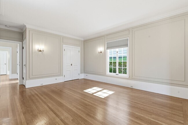 Building Photo - 501-503 Mandana Blvd