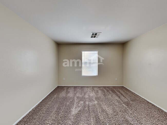 Building Photo - 6803 S 41st Ln