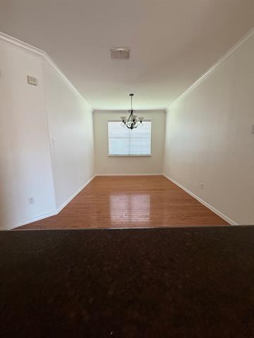 Building Photo - 1415 Tree Top Dr
