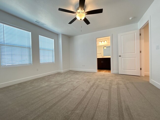 Building Photo - Arbor Park Community