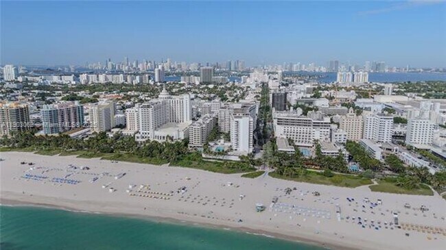 Building Photo - 100 Lincoln Rd