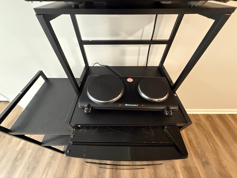 Building Photo - 1 Maple Ave