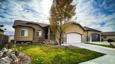 Building Photo - Beautiful 3 bedroom 2 bath home is Eagle M...