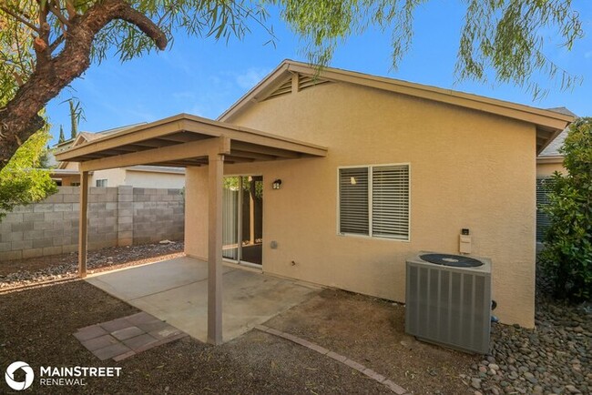 Building Photo - 8124 N. Millwheel Pl., Tucson, AZ 85741