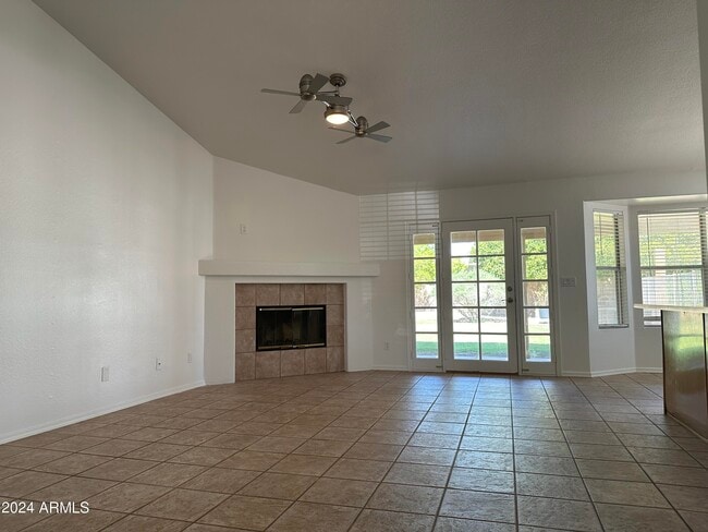 Building Photo - 1300 W Boston St