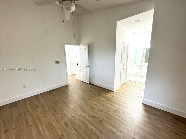 Building Photo - 10170 SW 88th St