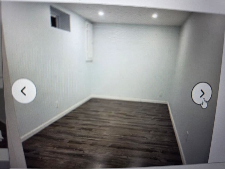 Building Photo - 61 Apple Ln