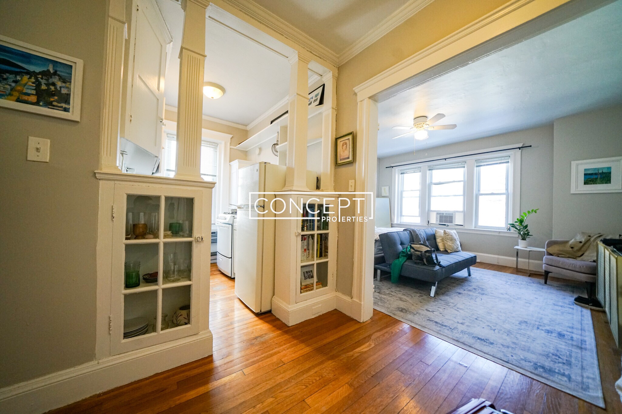 Building Photo - 11 Gray St