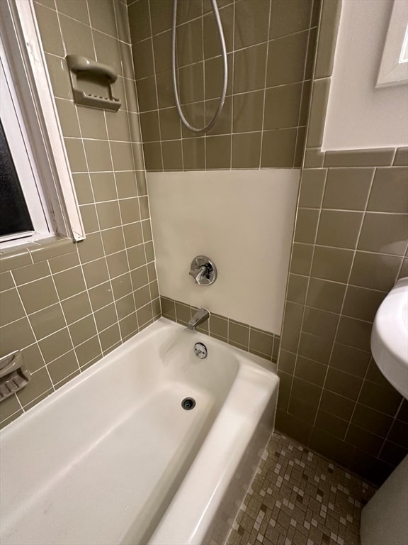 Building Photo - 44 Morton St