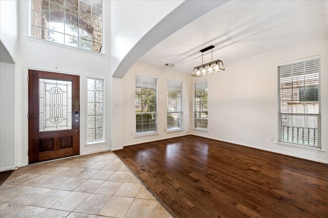 Building Photo - 23814 Seventh Heaven