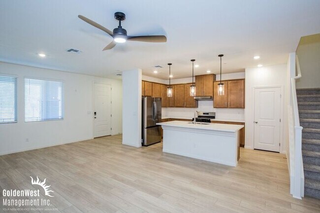 Building Photo - Newly built 3Bdm 2.5Ba Townhome in Summerlin!