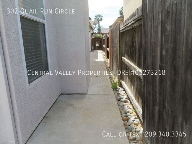 Building Photo - 302 Quail Run Cir