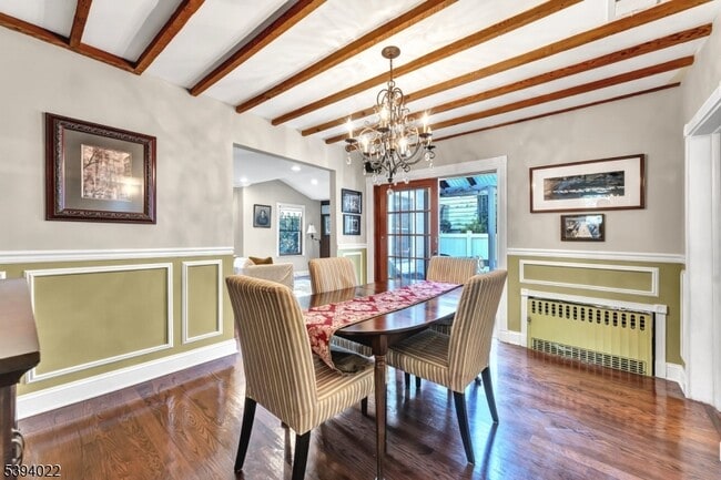 Building Photo - 19 Forest Dr