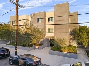 Building Photo - NoHo Beck 6320 LLC