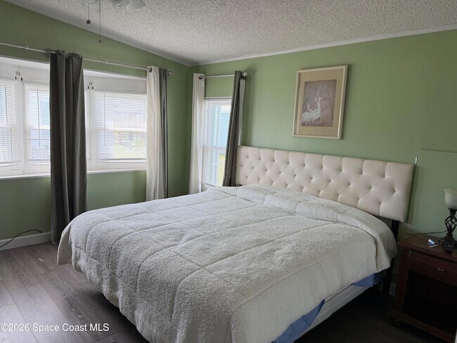 Building Photo - 1112 Pocatella Dr