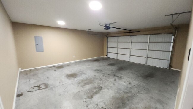 Building Photo - 2002 S Frankfort Ave