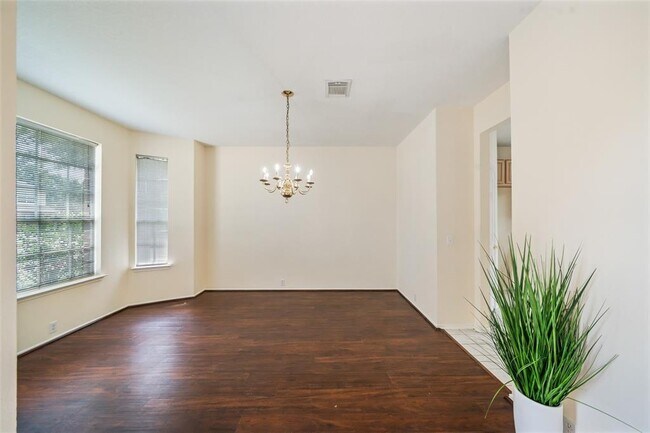 Building Photo - 11011 Hunting Path Ct