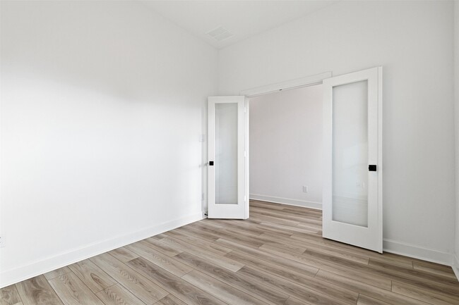 Building Photo - 5511 Orangery Ln