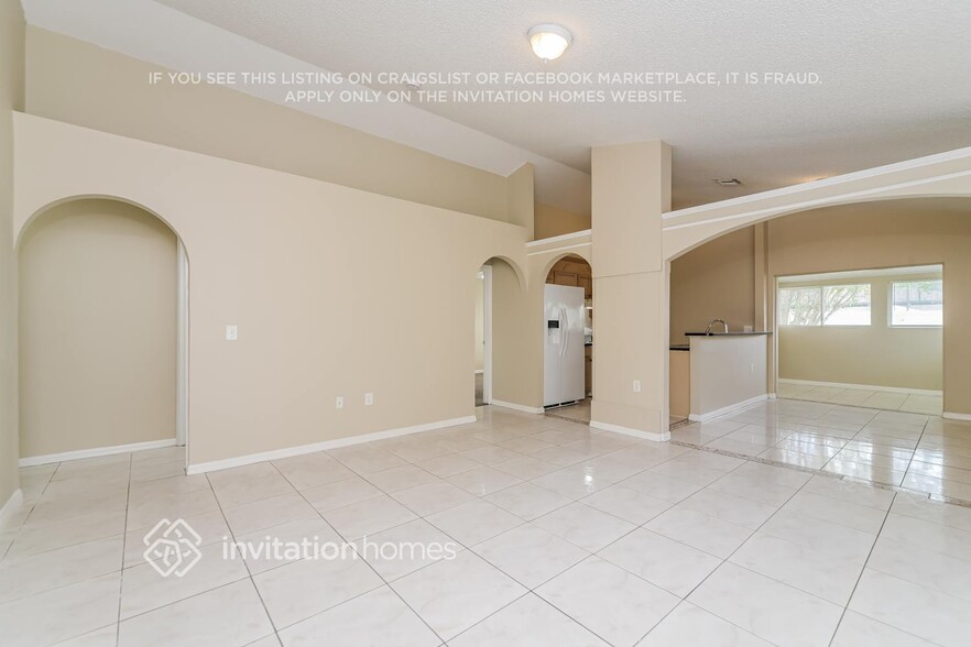 Building Photo - 2419 Parsons Pond Cir