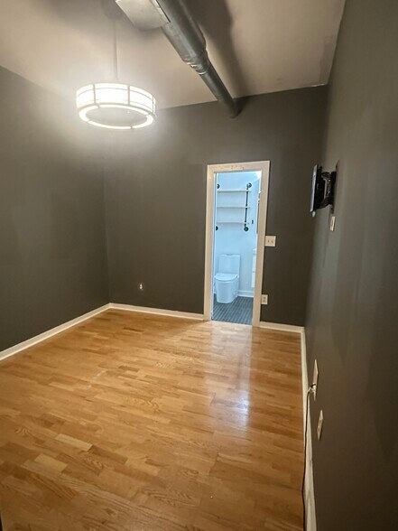 Building Photo - 800 Peachtree St NE