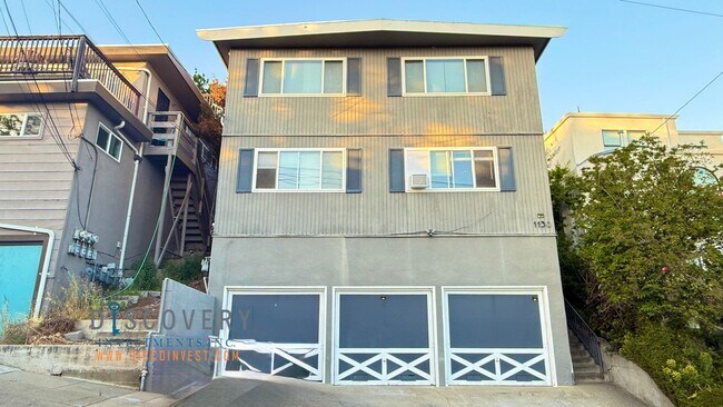 Primary Photo - 1130 Wellington St