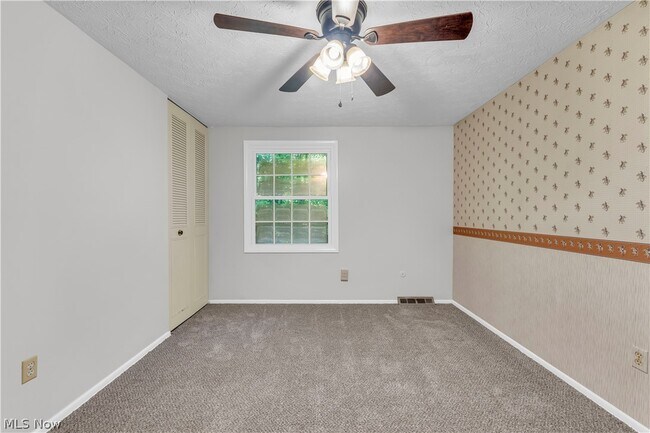 Building Photo - 7400 Brenel Dr