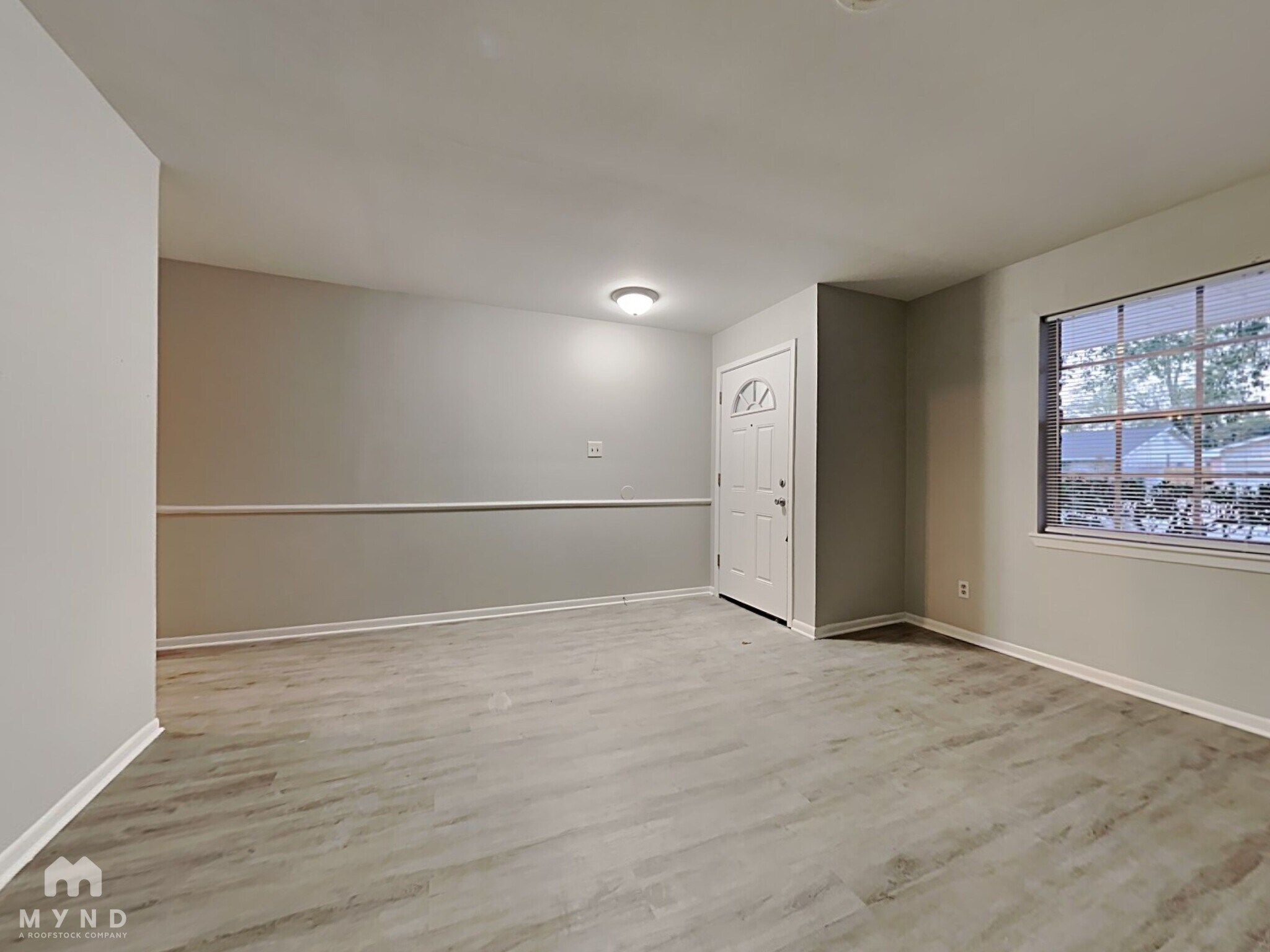 Building Photo - 6127 Heatherbrook Dr