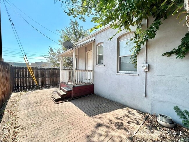 Building Photo - 58 S Elati St