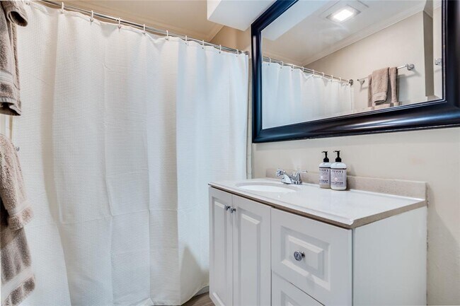 Building Photo - 3611 Winfield Cove