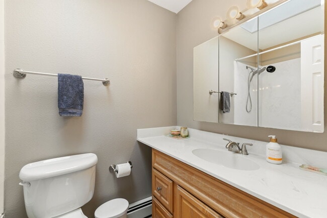 Building Photo - 4145 Los Ranchitos Dr