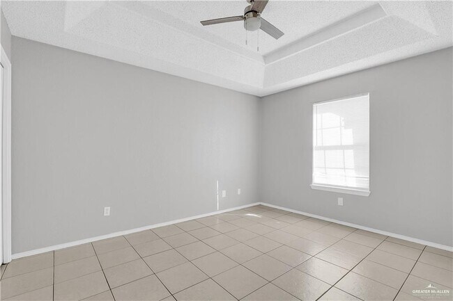 Building Photo - 1821 W Portales Dr