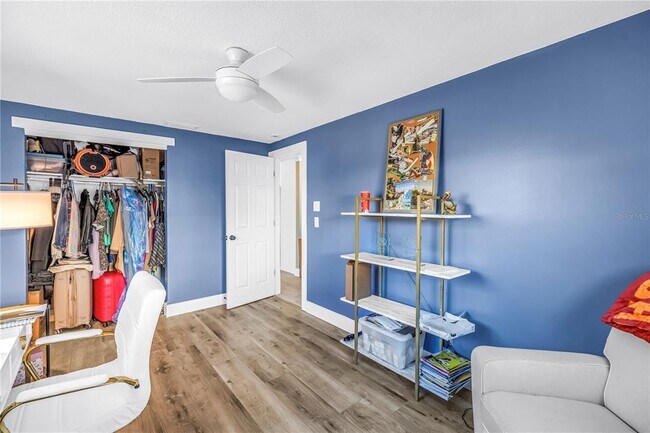 Building Photo - 354 74th Ave NE