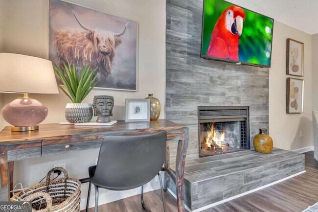 Building Photo - 4521 Coopers Creek Cir SE