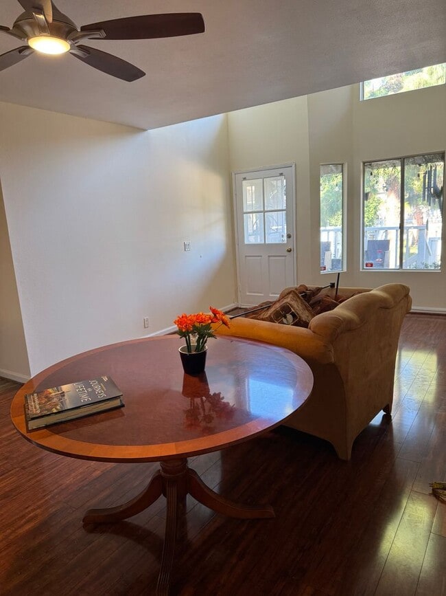 Building Photo - 12572 Fieldstone Ln