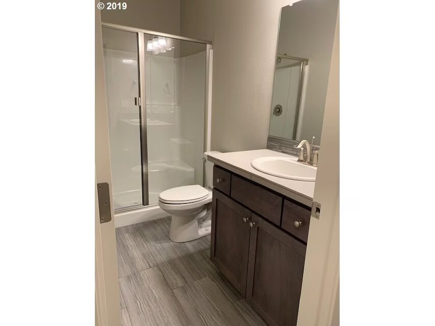 ADU Bathroom - 4124 SW Mawrcrest Ave