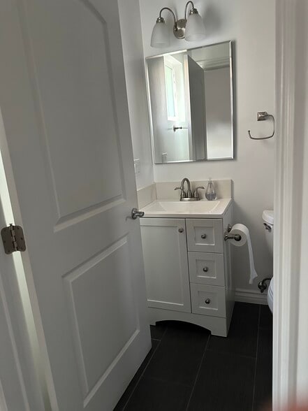 Bedroom 1 - Private Bath - 1317 W 49th St