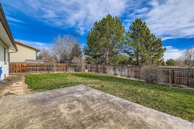 Building Photo - 12960 Hazel Dr