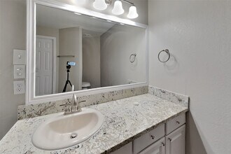 Building Photo - 16778 N Thrasher Dr