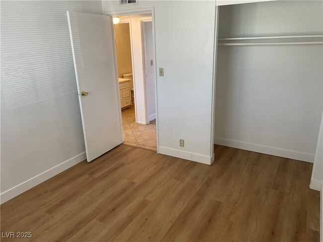 Building Photo - 2198 Capistrano Ave