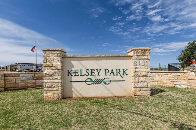 Building Photo - Luxury 4-Bedroom, 3-Bathroom Home in Kelse...