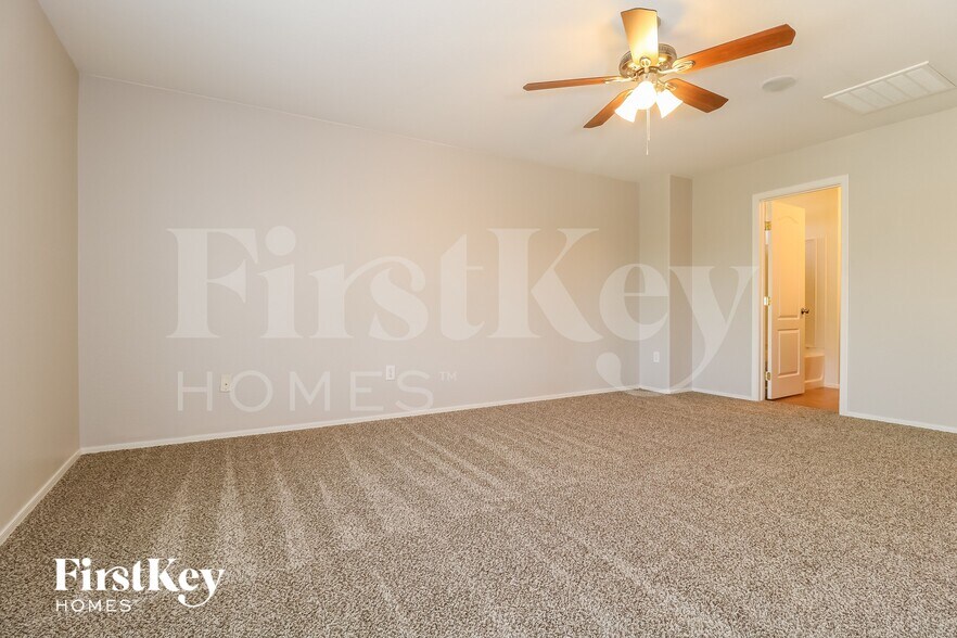 Building Photo - 15903 N 171st Dr