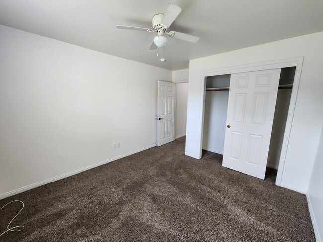 Building Photo - 11710 Walderi St