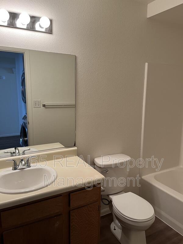 Building Photo - 3625 Centennial Cir