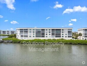 Building Photo - 190 Pinellas Ln