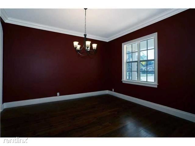 Building Photo - 355 NE 3rd Ct