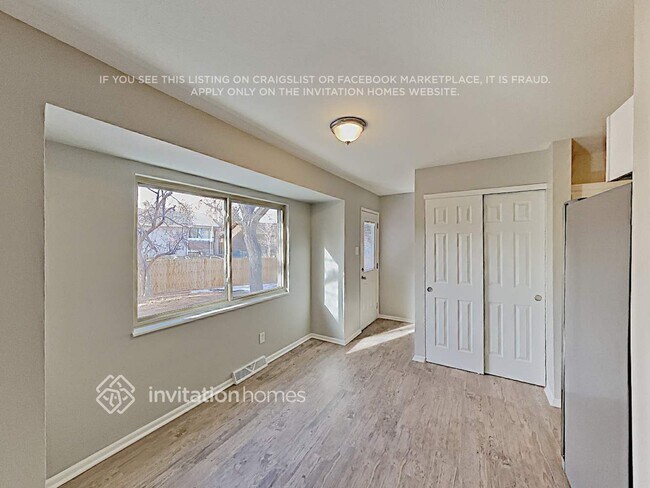 Building Photo - 2643 S Richfield St