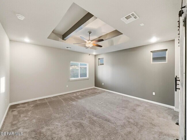 Building Photo - 14616 Tierra Burgos