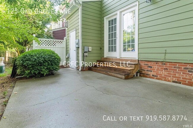 Building Photo - 125 Old Grove Ln