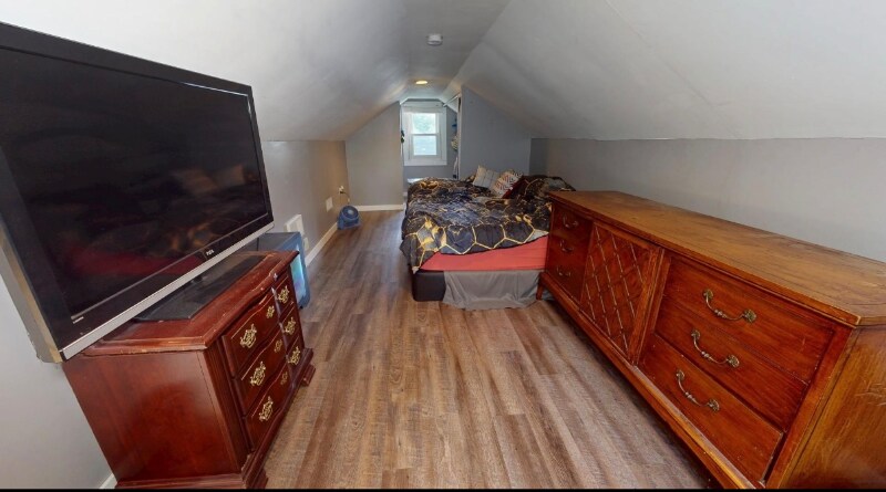 Building Photo - 130 Syril Dr