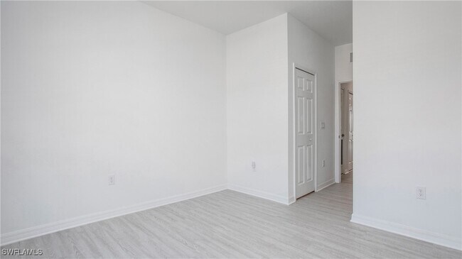 Building Photo - 2792 Blossom Wy